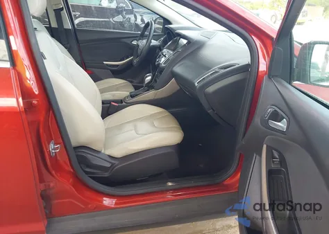 2018 Ford Focus Titanium из США, поврежденный, VIN 1FADP3J2XJL294348